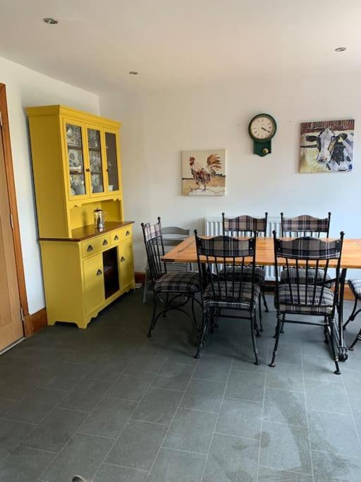 Cladach Cottage - Seafront Isle of Whithorn Eksteriør bilde